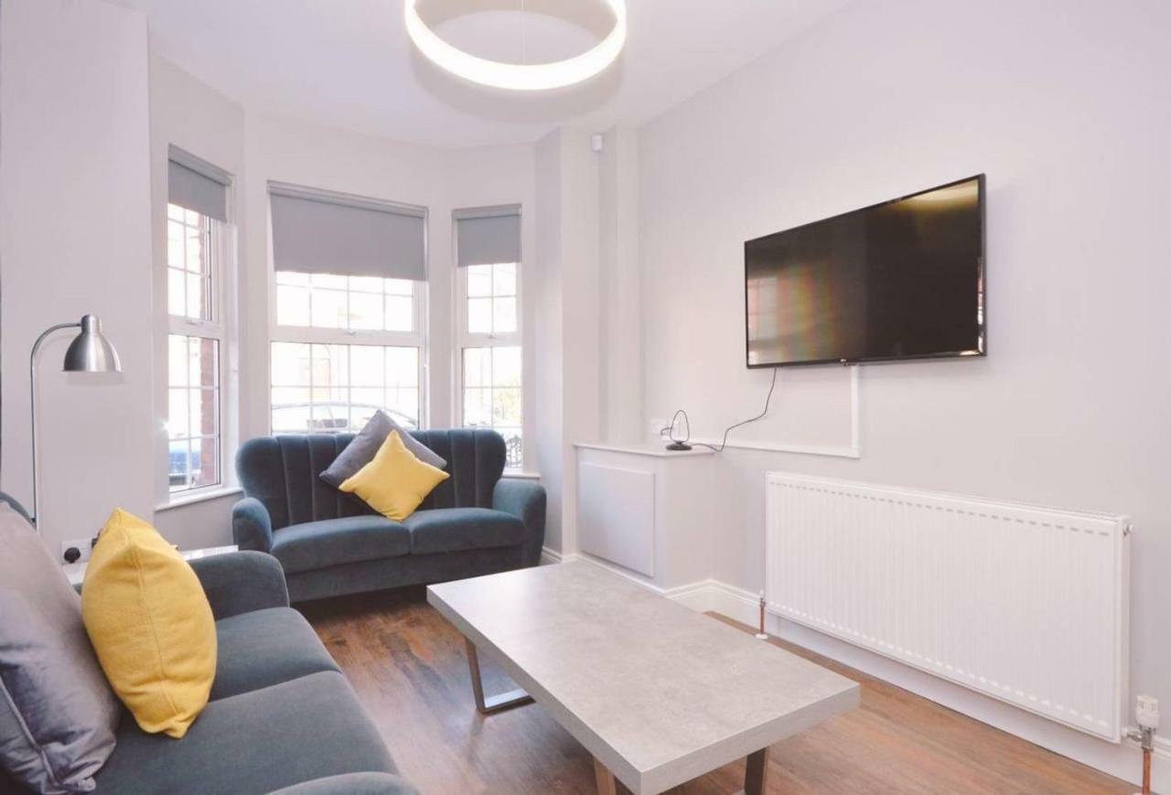Queens Quarter Townhouse 2 Belfast Exterior foto